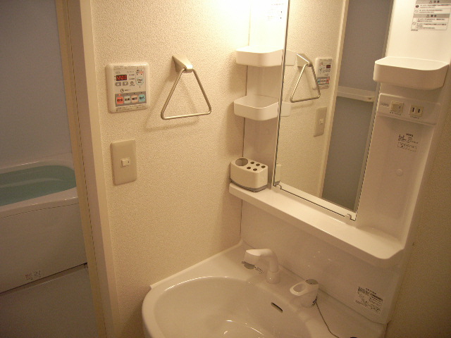 グランシャリオ 201号-8