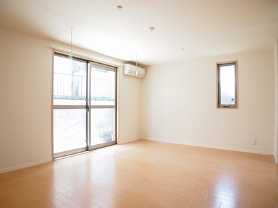 グランマレー向ヶ丘 102号-2