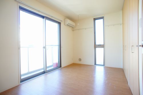 メゾン　フルール 201号-2