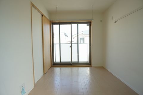 イーストハイツ 302号-4