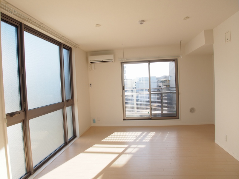 ラシーヌ中野島 301号-2