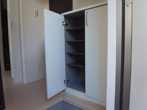 ファミールコート 201号-11