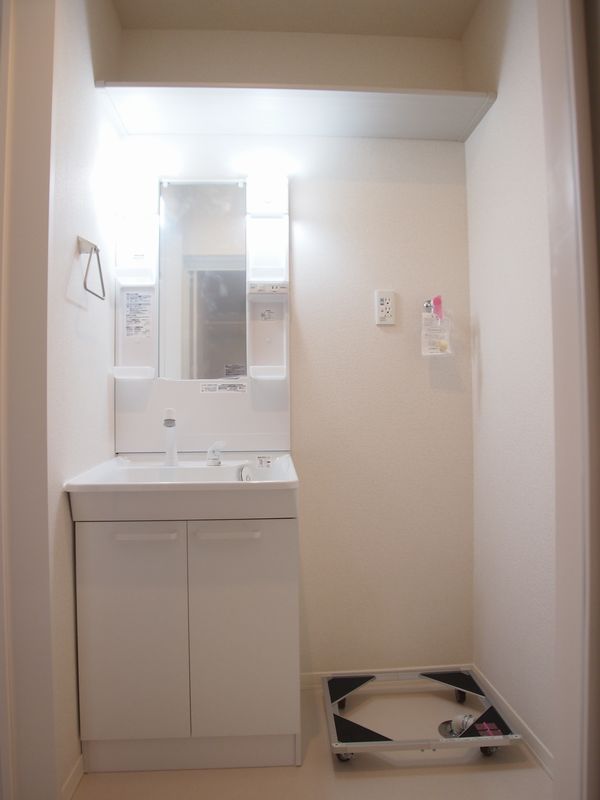 ピース・グランディ川崎 303号-8