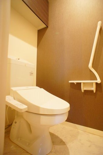 エクラシエ新城 302号-10