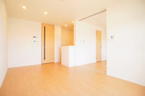 ラヴェール S 305号-3