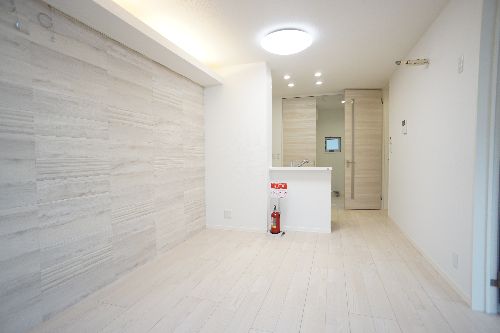 パティオ スクエア ガーデン Ⅱ 102号-3