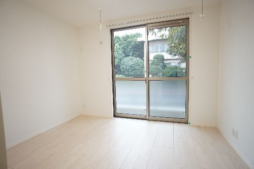 パティオ スクエア ガーデン Ⅱ 102号-4