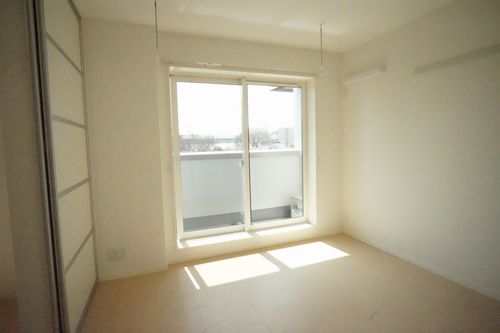 クレセール新川崎 203号-6