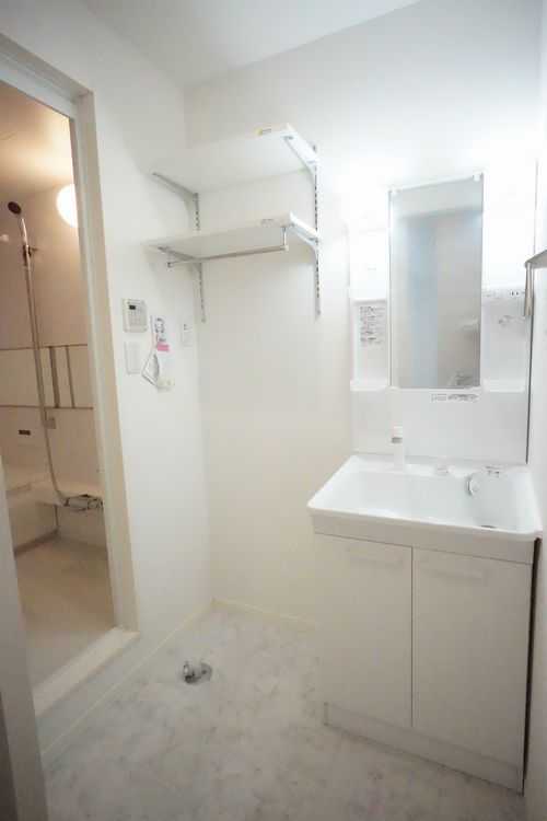 クレセール新川崎 203号-11