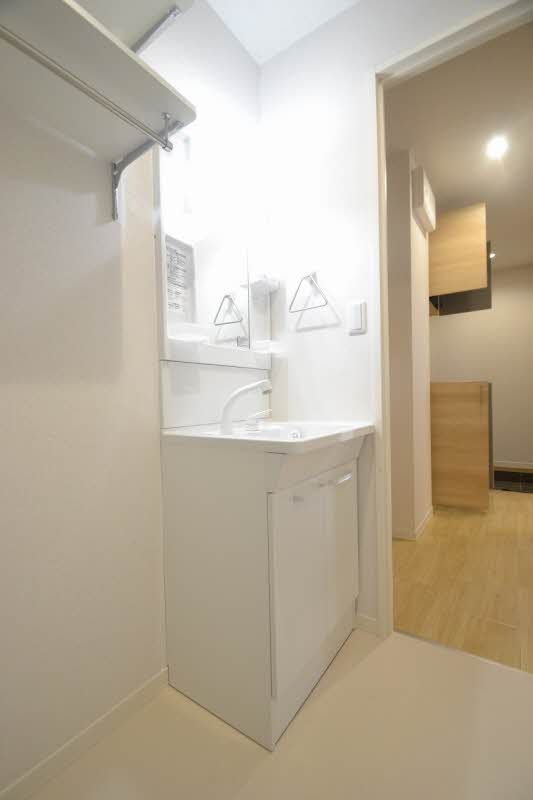 メゾン　プルミエール 102号-8