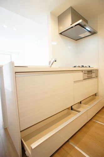 デューボヌール 302号-4