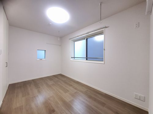 グランド　スクエア　ウエスト 302号-6