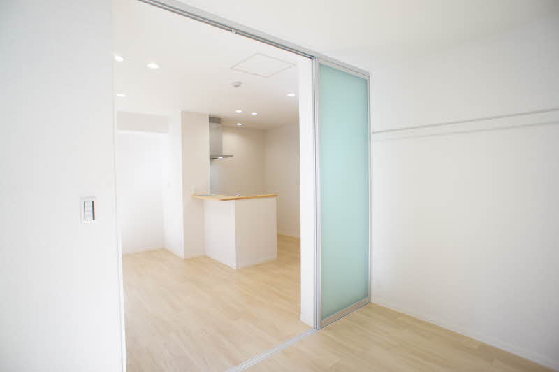 Ｃｏｕｒｔ・Ｌａｒｇｏ 101号-6