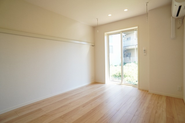 メゾン ド リヴィエール 105号-5