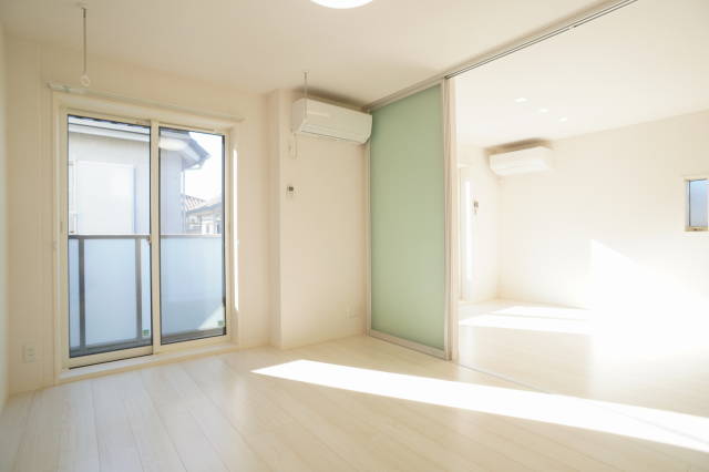 ヒューゲルハイム 201号-12