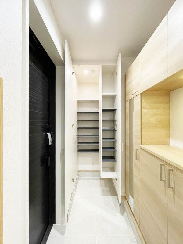 コンドミニオ　エテルナ 102号-11