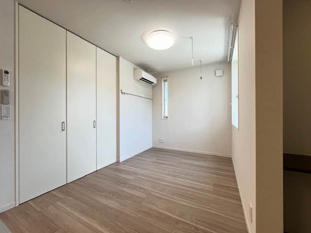 ビラ　スキエラ　宮崎台 202号-6