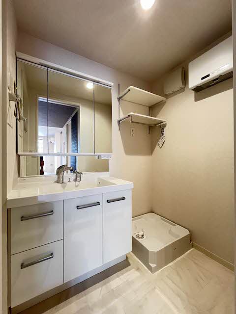 ビラ　スキエラ　宮崎台 202号-9