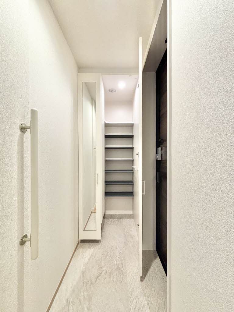 ルミエール アオイ 203号-11