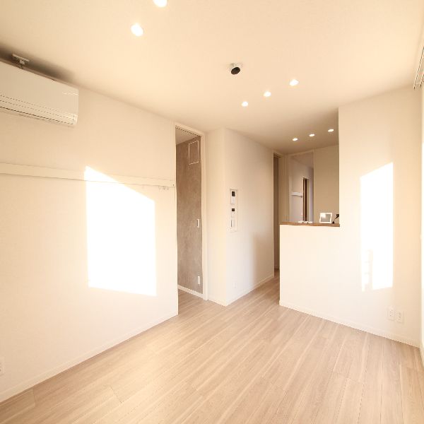 イーエムサン 201号-2