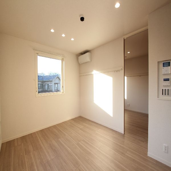 イーエムサン 201号-4