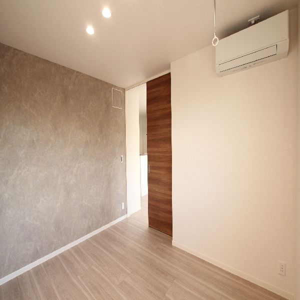 イーエムサン 201号-5