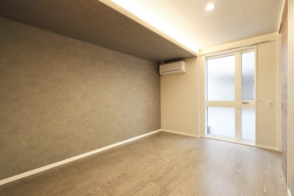 ラ・ベラ・ヴィータ 102号-7