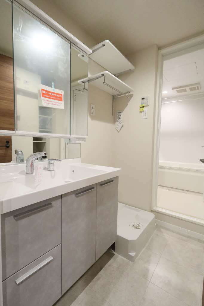 ラ・ベラ・ヴィータ 201号-10