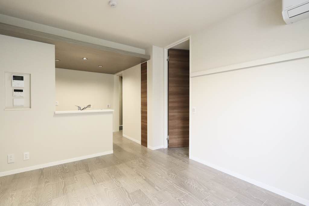 ラ・ベラ・ヴィータ 202号-5