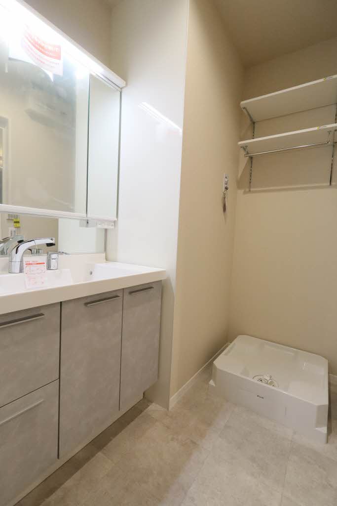 ラ・ベラ・ヴィータ 203号-9