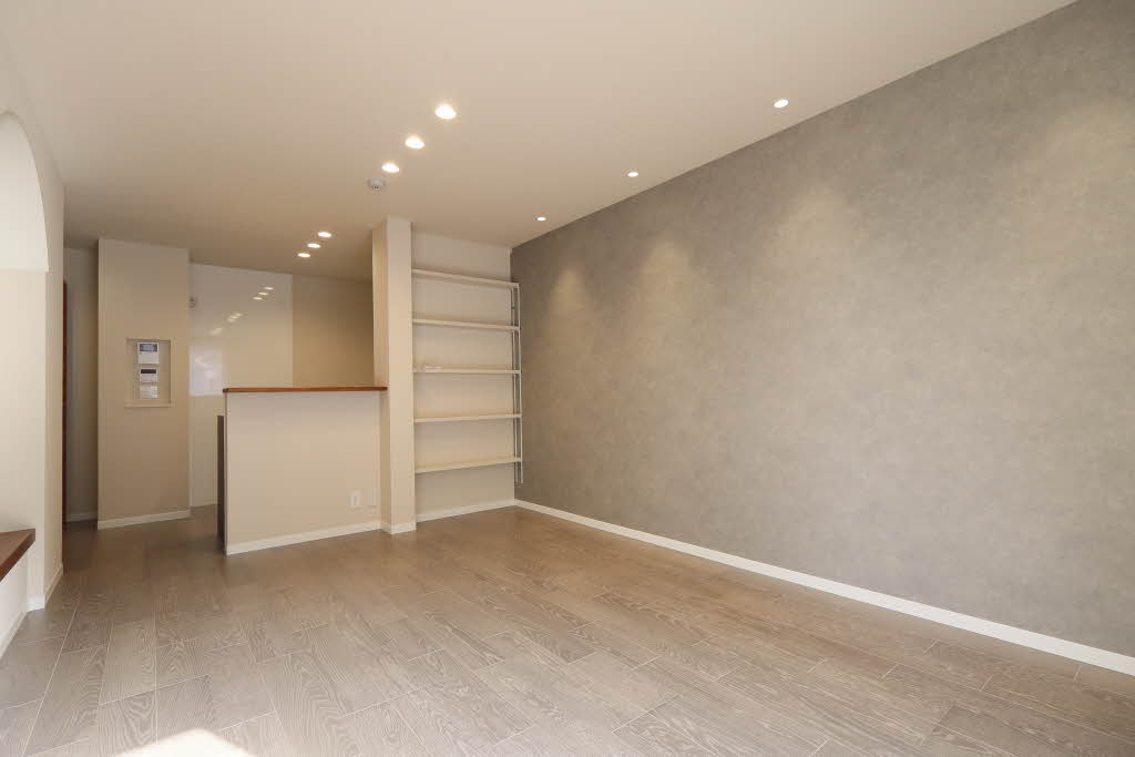 ラ・ベラ・ヴィータ 301号-5