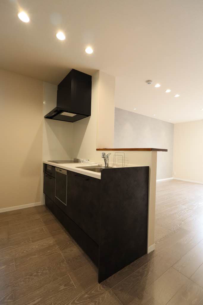 ラ・ベラ・ヴィータ 301号-8