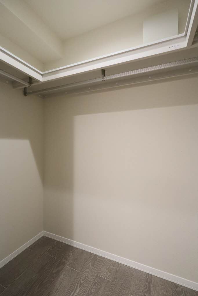 ラ・ベラ・ヴィータ 301号-13