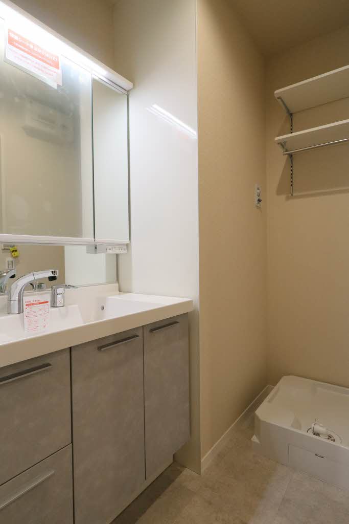 ラ・ベラ・ヴィータ 303号-10