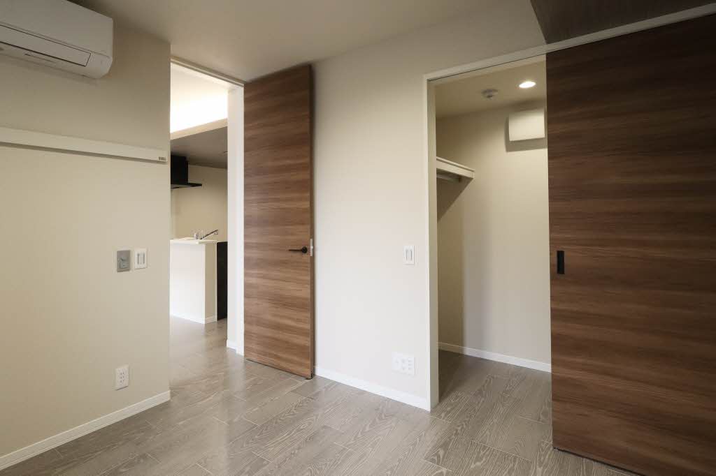 ラ・ベラ・ヴィータ 402号-9