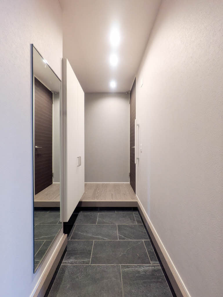 イノヴェーゼ 101号-10