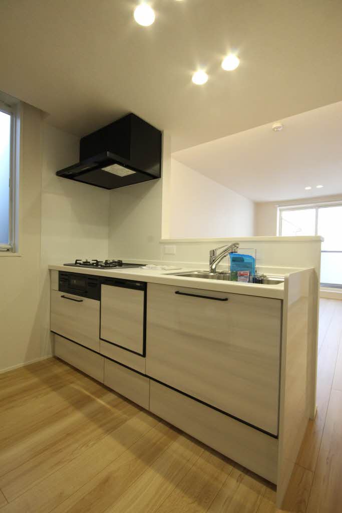 オーツー 203号-3