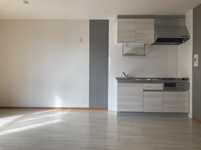 サン・ピュア港南台 101号-3