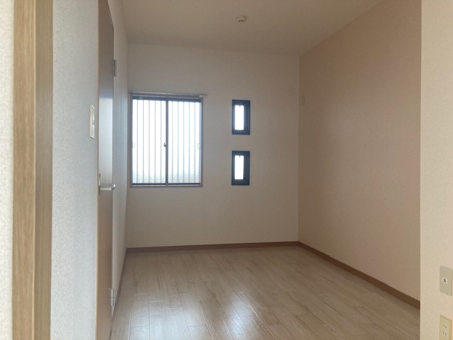 サン・ピュア港南台 101号-6