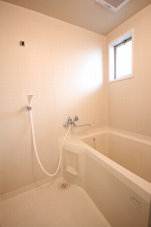 カーサ悠里 102号-7