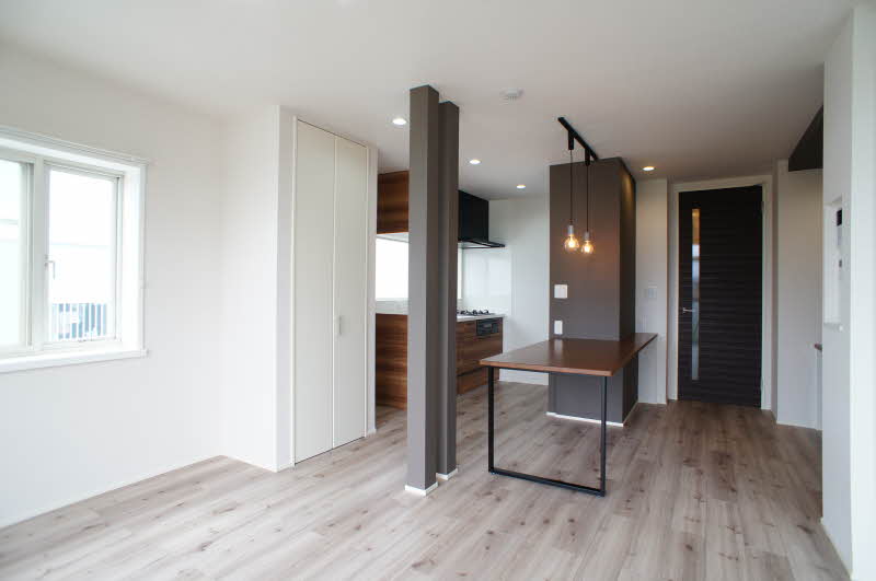 サンモール本郷　Ｃ 102号-2