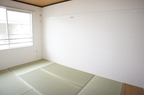 マロンクレスト Ⅱ 201号-6