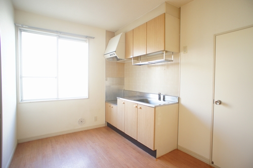 カーサ弐番館 101号-2