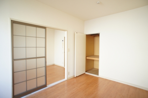 カーサ弐番館 101号-3