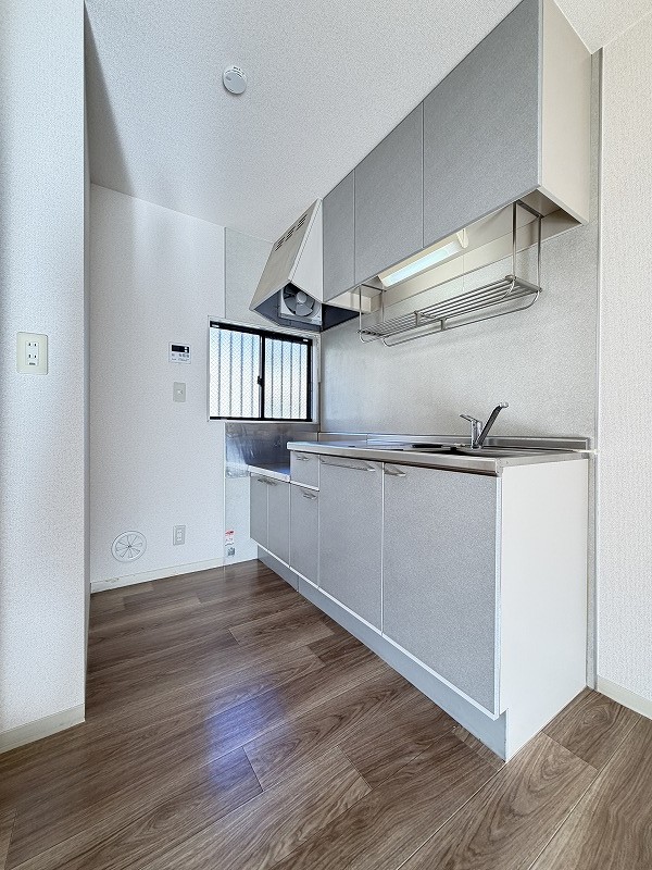 ライフ東戸塚 201号-3