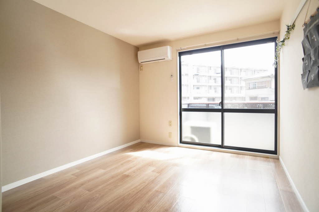 ＬＡＵＲＥＬ　ＩＳＩＺＡＫＩ・Ⅰ 103号-4