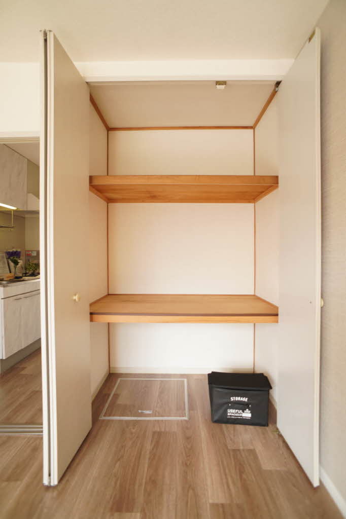 ＬＡＵＲＥＬ　ＩＳＩＺＡＫＩ・Ⅰ 103号-10