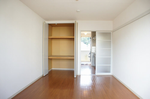 ＬＡＵＲＥＬ　ＩＳＩＺＡＫＩ・Ⅰ 205号-3