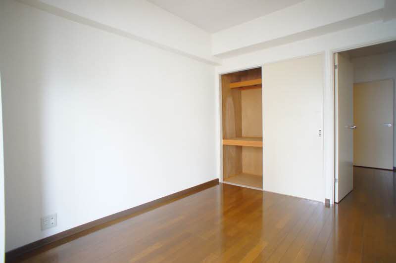 エイトク上大岡 402号-5