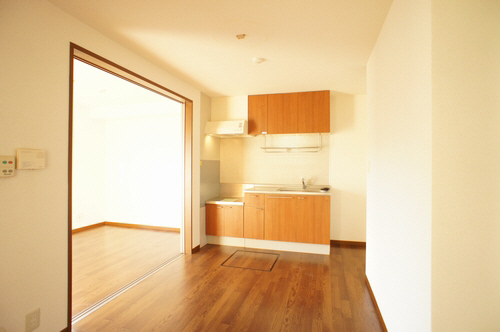 フォレスト　Ｃ 101号-4